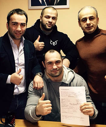 Константин Ерохин подписал контракт UFC