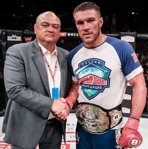 Вадим Немков защитил титул чемпиона в полутяжелом весе
