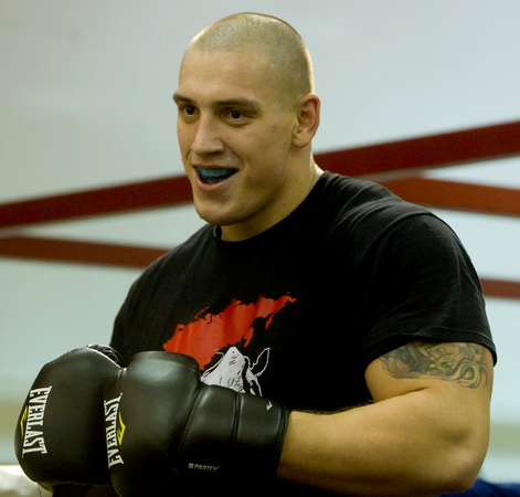 Дмитрий Сосновский  продолжит свою карьеру в Bellator