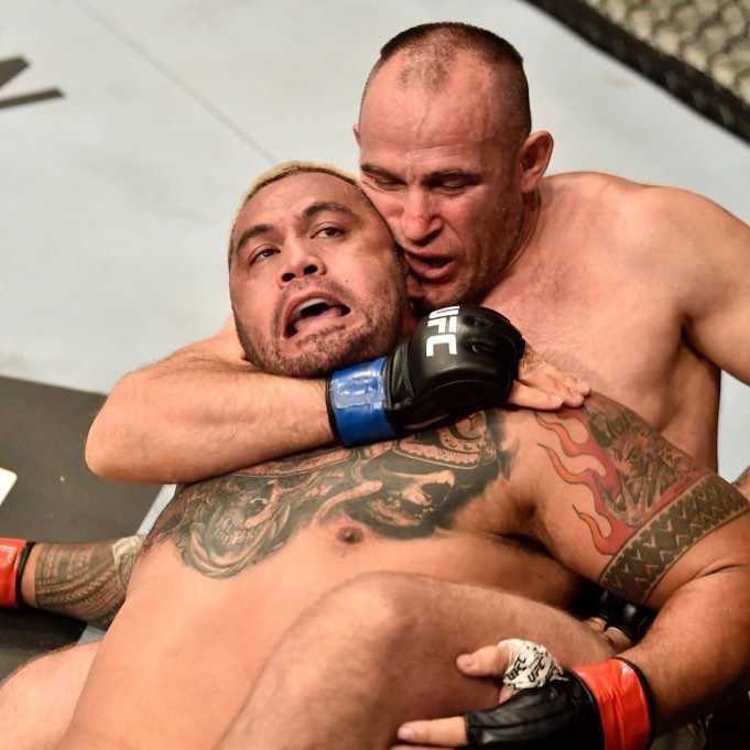 Триумфальное шествие российских бойцов на первом турнире UFC в России