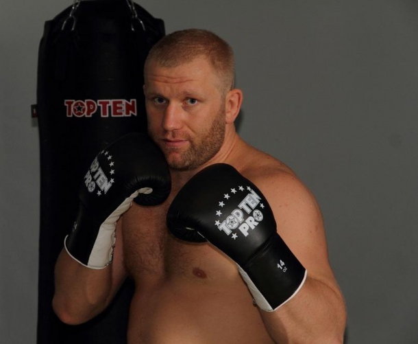 Сергей Харитонов подписал контракт с Bellator